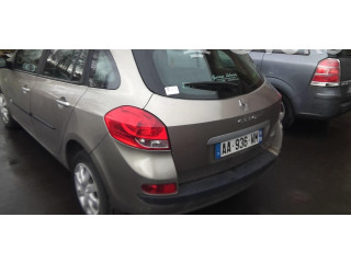 Ручка стеклоочистителей 8201590631 Renault Clio III