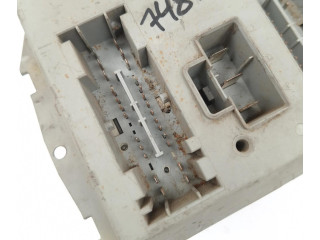 Блок предохранителей 46766027, 46520429 Fiat Albea