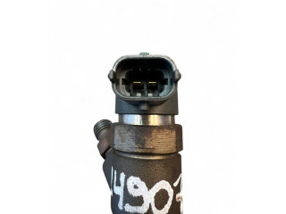 Форсунка 8658351, 8658351    Volvo S80  D 5244 T 