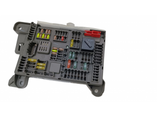 Pojistková skříňka 518954021A BMW X5 E70 2010