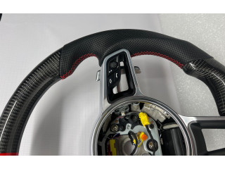 Volant Porsche 911 992 2025