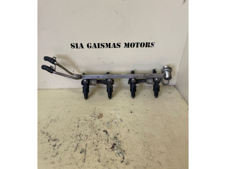 Топливная рампа    Audi A3 S3 8L  