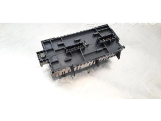 Pojistková skříňka A2469067100 Mercedes-Benz GLA W156 2016