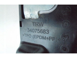 Подушка безопасности в сиденье BMW X3 F25