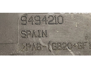 Блок предохранителей  9494210, 9404211   Volvo V70    