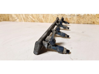 Топливная рампа 028142302 Mitsubishi Outlander