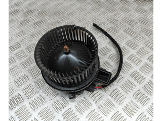 Вентилятор печки    4M1820021A, C24245106   Audi A4 Allroad B9