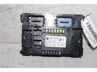 Блок предохранителей    Jeep Renegade    