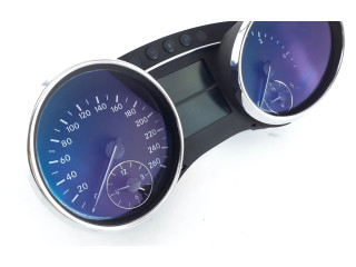 Панель приборов A2519002400   Mercedes-Benz R W251       