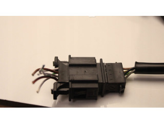 Зеркало электрическое        Skoda Fabia Mk2 (5J)  2007 - 2014 года   