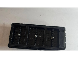 Блок предохранителей 94580644, 96821093 Chevrolet Captiva