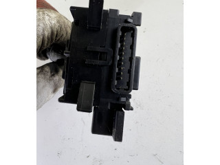 Включатель стеклоочистителей Mitsubishi Pajero