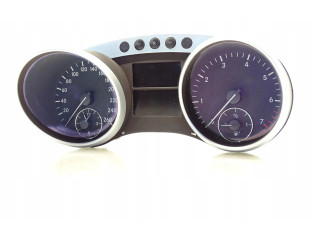 Панель приборов A2515408747   Mercedes-Benz R W251       