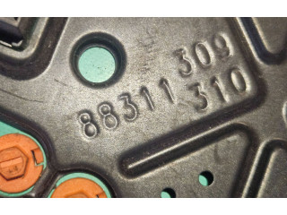 Přístrojová deska Suzuki Wagon R+ 1998 88311309, 88311310