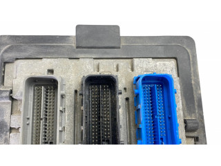 Блок управления двигателя 12697902, 811839393 Chevrolet Camaro