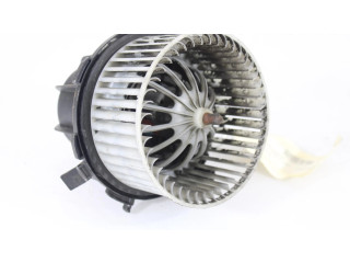 Вентилятор печки    8K2820021   Audi Q5 SQ5