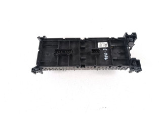   Pojistková skříňka A1669063901   Mercedes-Benz G W461 463 2012