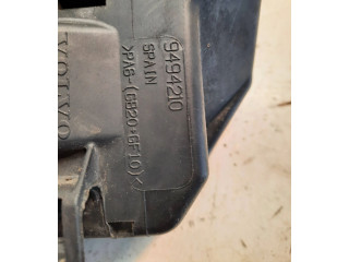 Блок предохранителей  9494210   Volvo V70    