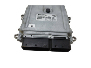 Блок управления двигателя P31303388, 0281015286   Volvo S60