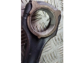 Píst Mercedes-Benz C W203