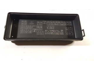 Блок предохранителей PR06900000, PR06401000 Mitsubishi L200