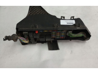 Блок предохранителей 9494210 Volvo XC90