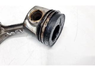  Поршень с шатуном    Audi A3 S3 8L  