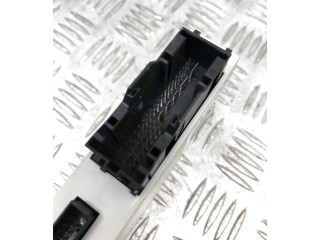 Řídící jednotka 7799856, 1039S11317 BMW 5 E60 E61 2006