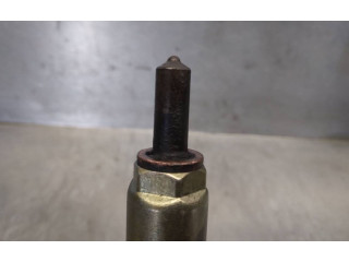 Vstřikovač RF2A13H50 Mazda 323 RF