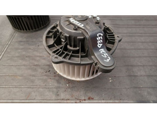 Вентилятор печки    F00S3B2474   KIA Ceed