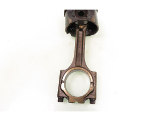  Поршень с шатуном D 5244 T2   Volvo S60  