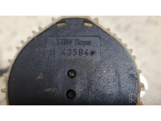 Задний ремень безопасности