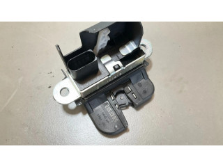 Замок багажника 5G6827505B Volkswagen Golf VII 2013-2019 года