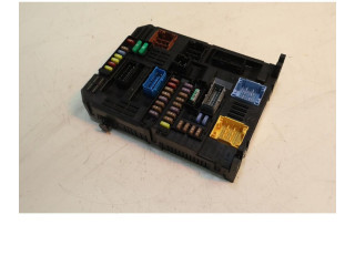 Моторчик заднего дворника 9845141280    Peugeot Partner III