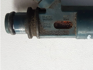 Vstřikovač 2325050040 Toyota Land Cruiser (J100)
