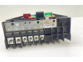 Блок предохранителей 2K5970331D Volkswagen Caddy