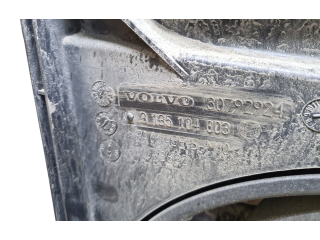 Вентилятор радиатора     30792924, 3135104003    Volvo V70 