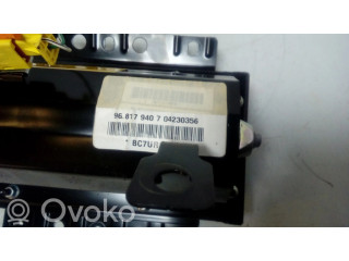 Подушка безопасности пассажира 968179407, 04230356 Chevrolet Captiva