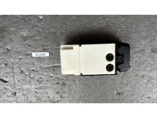 Переключатель дворников MR402470 Mitsubishi Pajero