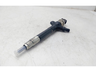 Vstřikovač 236700R030 Toyota Avensis T250