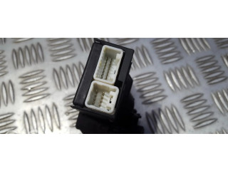 Ручка стеклоочистителей 17F111 Lexus IS 220D-250-350