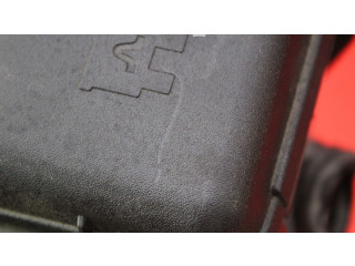 Блок предохранителей 30728132, 30728132 Volvo V70