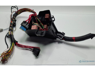 Блок предохранителей 6001548525 Dacia Logan I