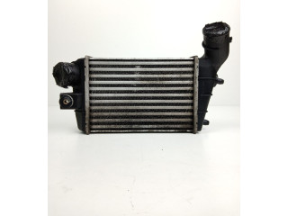 Интеркулер  46744880   Alfa Romeo GT 