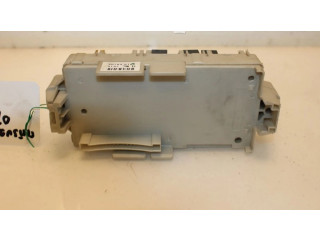 Блок предохранителей 402090787, 402090787 Mitsubishi Grandis