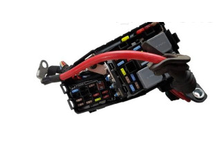 Блок предохранителей 6G9T14A067CA, 6G9T14A076MB Volvo S60