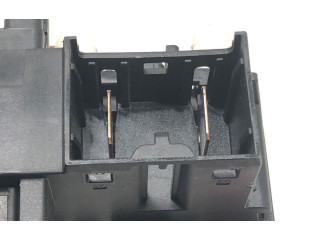 Блок предохранителей 5Q0937615C Volkswagen Golf VII