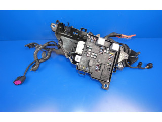 Блок предохранителей  32268452, 69789008   Volvo XC90    