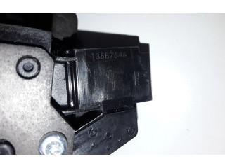 Zámek zadních dveří 13587646 Opel Zafira C 2012