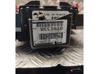 Блок предохранителей 8676286   Volvo S80    